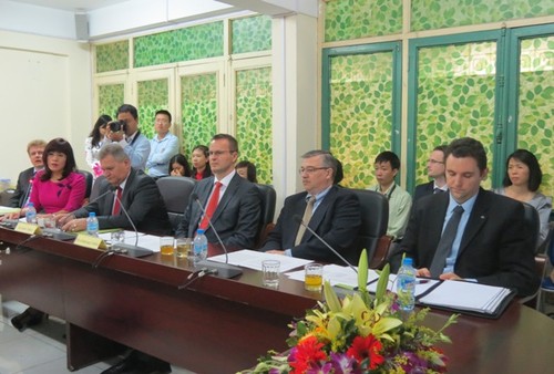 Việt Nam – Hungary hợp tác trong lĩnh vực bảo vệ môi trường - ảnh 3